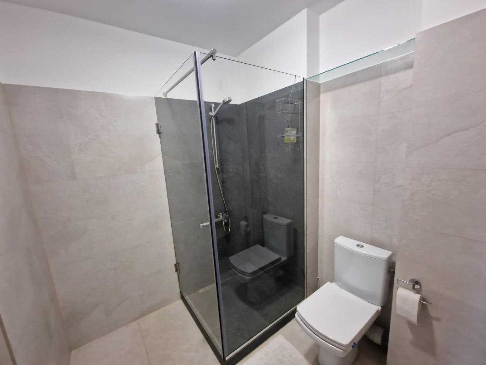 Gray Apartment Nearby Amethyst & Vivo Mall Floresti  Exterior photo